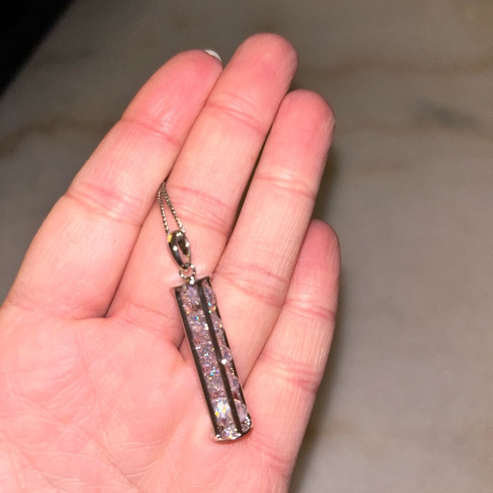 2 watches and 3 necklaces for $50 - Picture 2 of 11